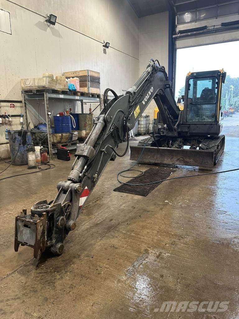 Volvo ECR 88 D 小型挖掘机