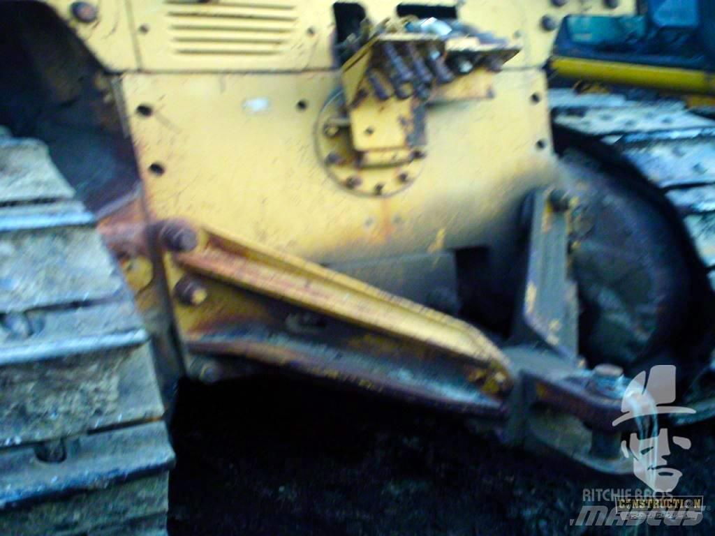 CAT D 8 K 履带式推土机
