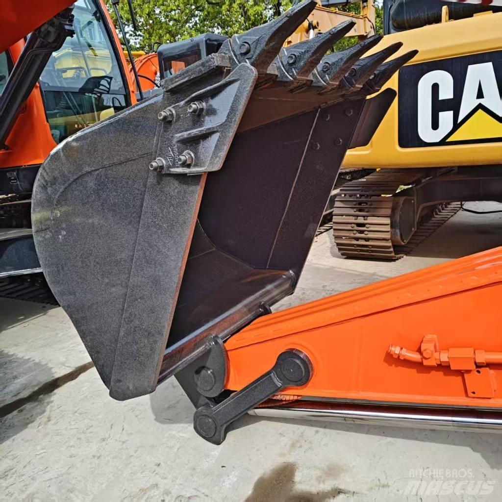 Doosan DX 225 履带挖掘机