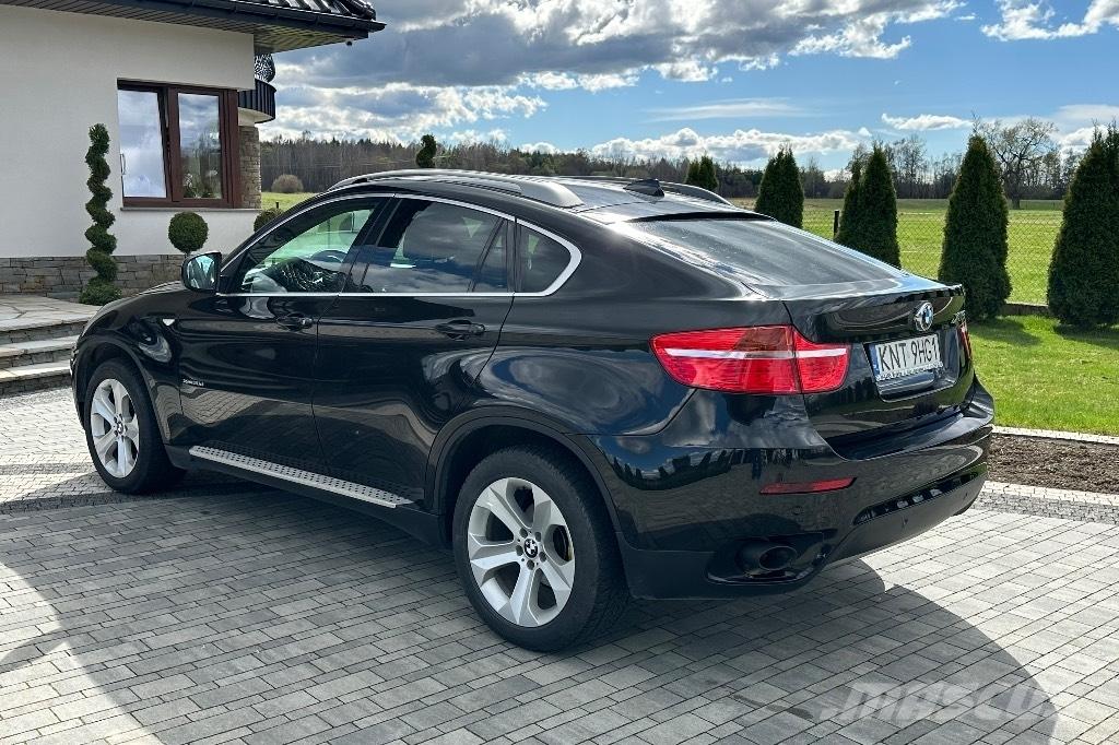 BMW X6 汽车