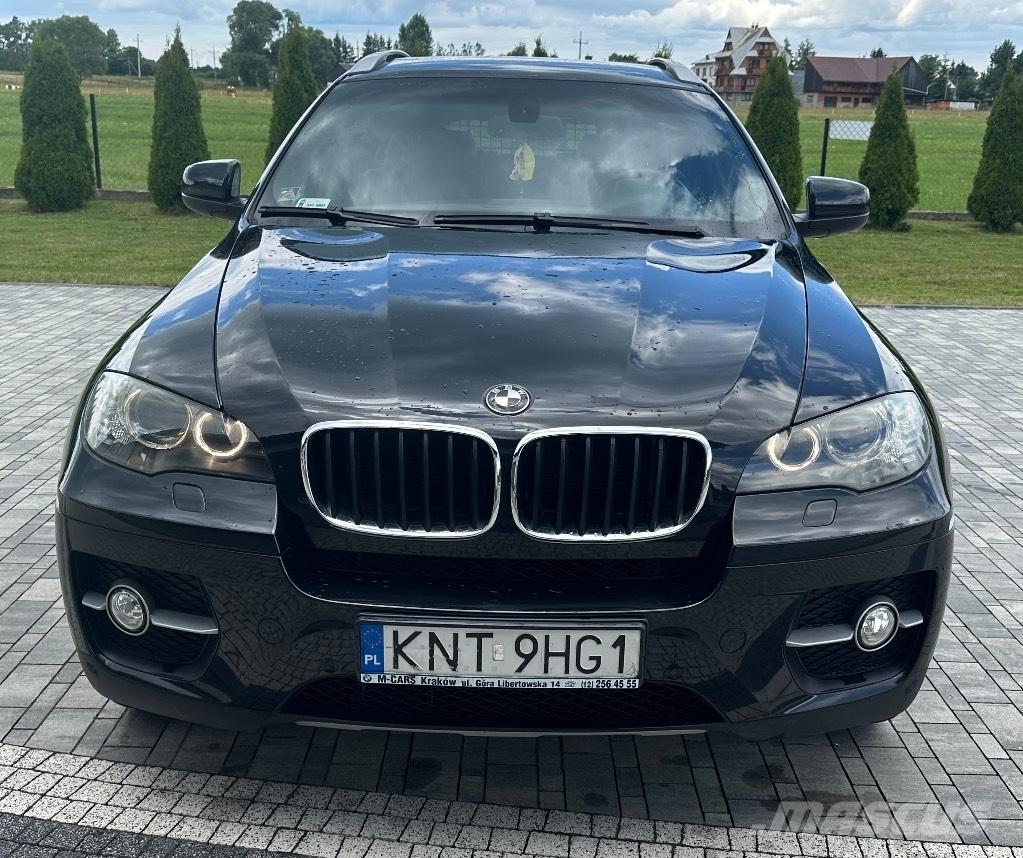 BMW X6 汽车
