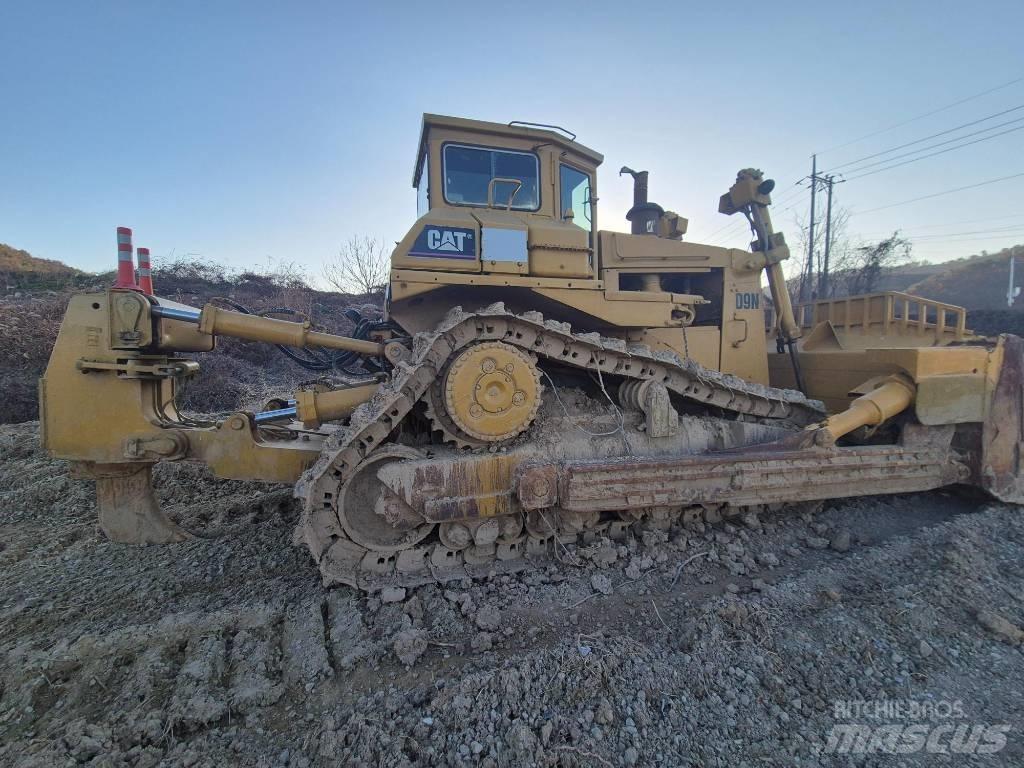 CAT D 9 N 履带式推土机