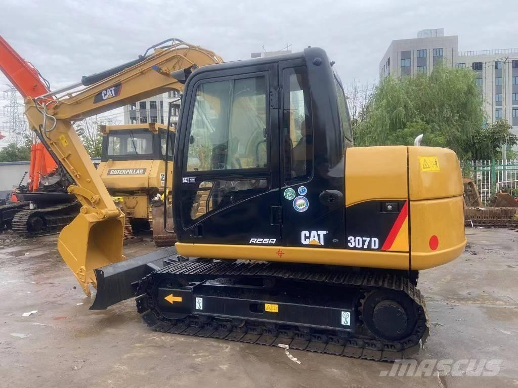 CAT 307 D 中型挖掘机