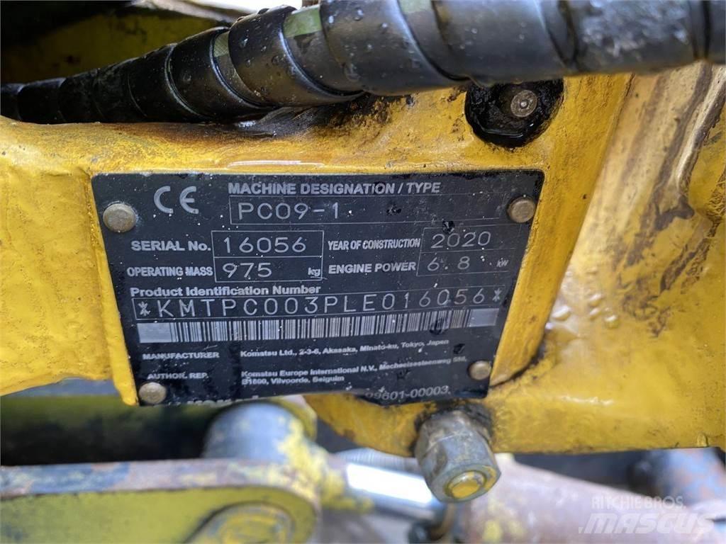 Komatsu PC09-1 轮式挖掘机