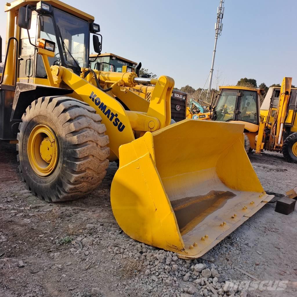 Komatsu WA470 轮式装载机