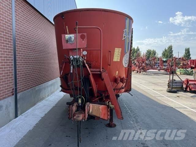Peecon 24m³ 饲料加工设备
