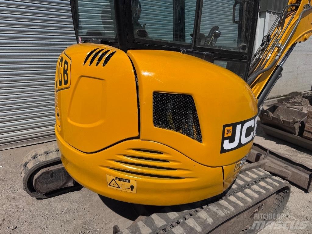 JCB 8030 ZTS 小型挖掘机