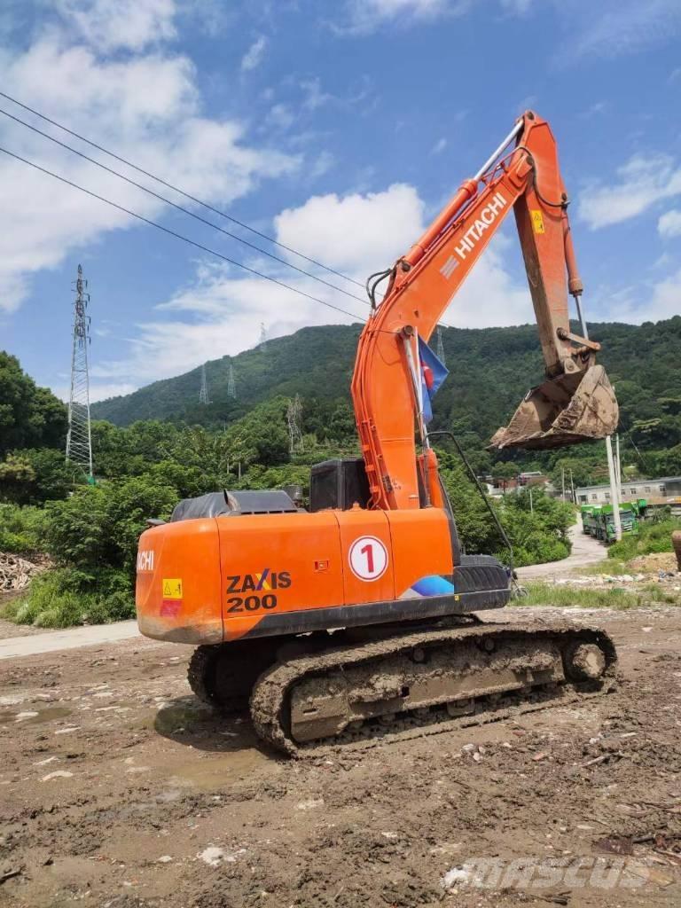 Hitachi EX 200-5 履带挖掘机