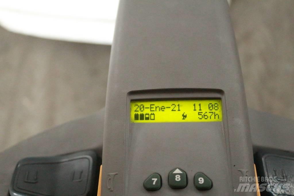 Nissan PS125 手推堆垛车