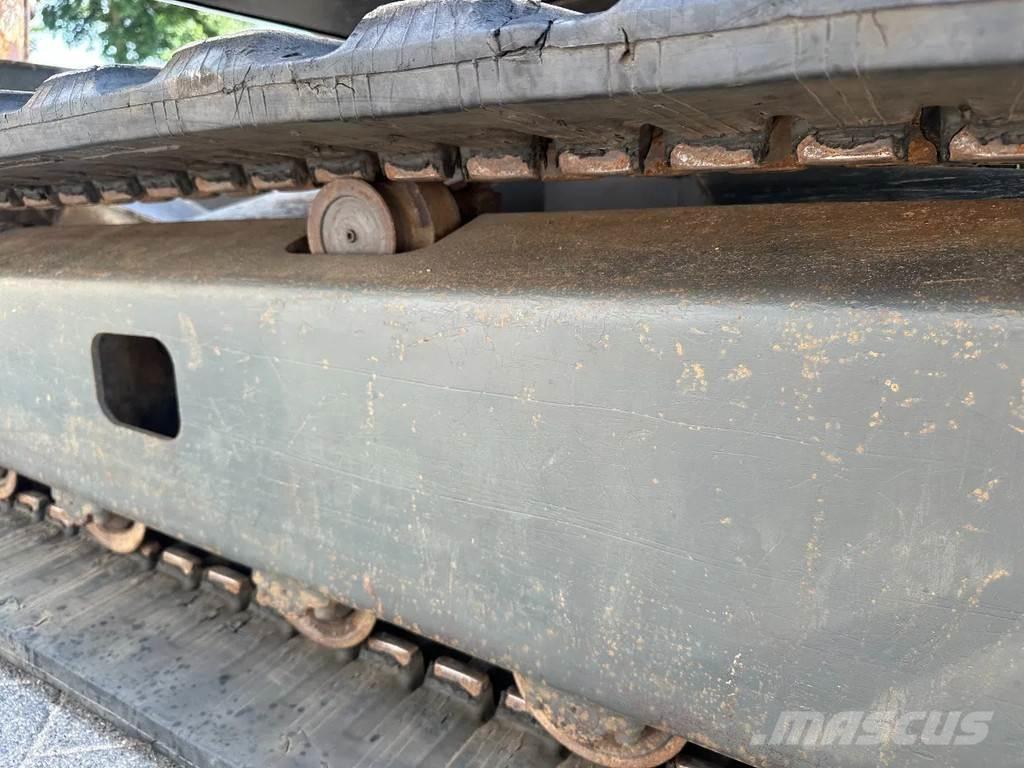 Mecalac 6MCR 小型挖掘机