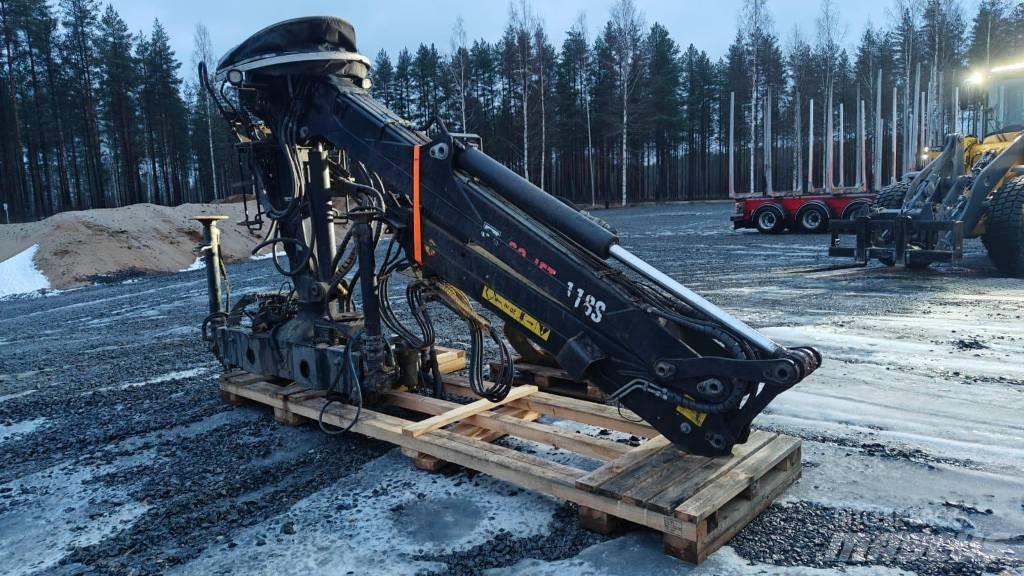 Loglift F118ST9.6 木材起重机