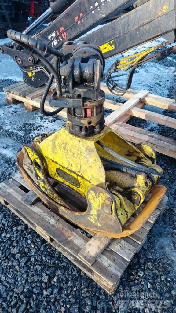 Loglift F118ST9.6 木材起重机