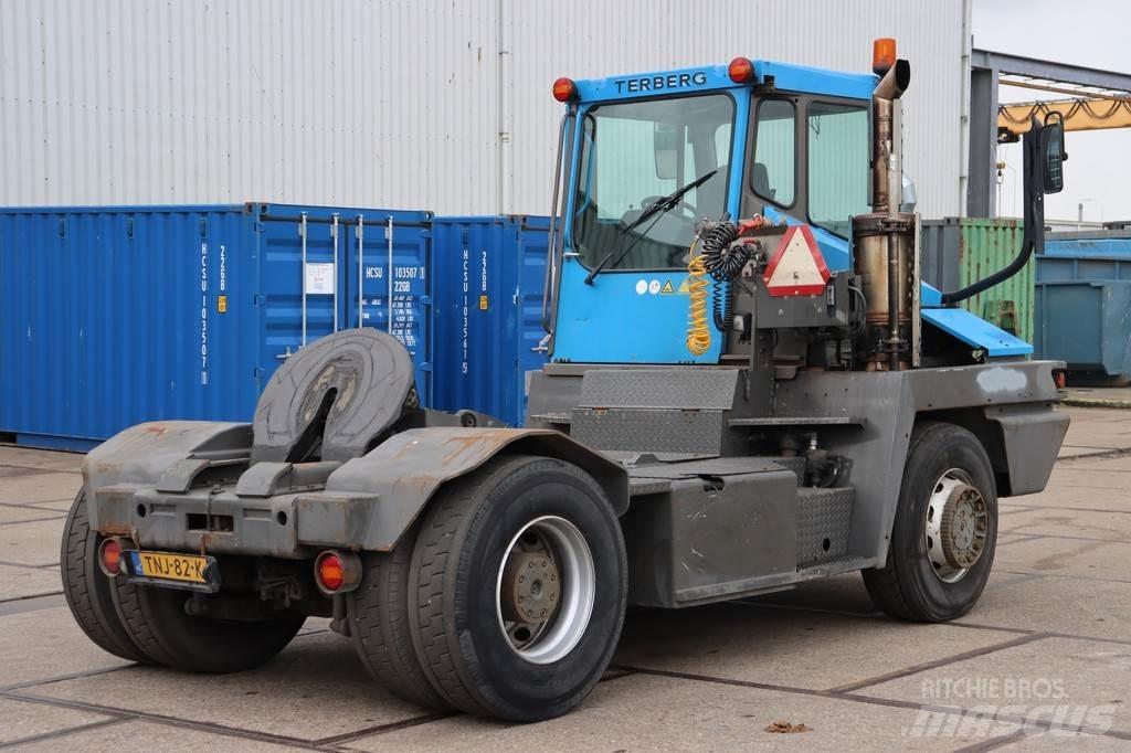Terberg RT222 码头牵引车