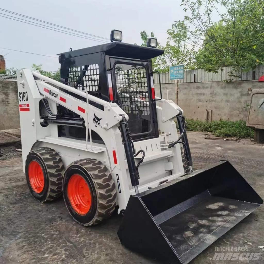 Bobcat S 160 滑移装载机