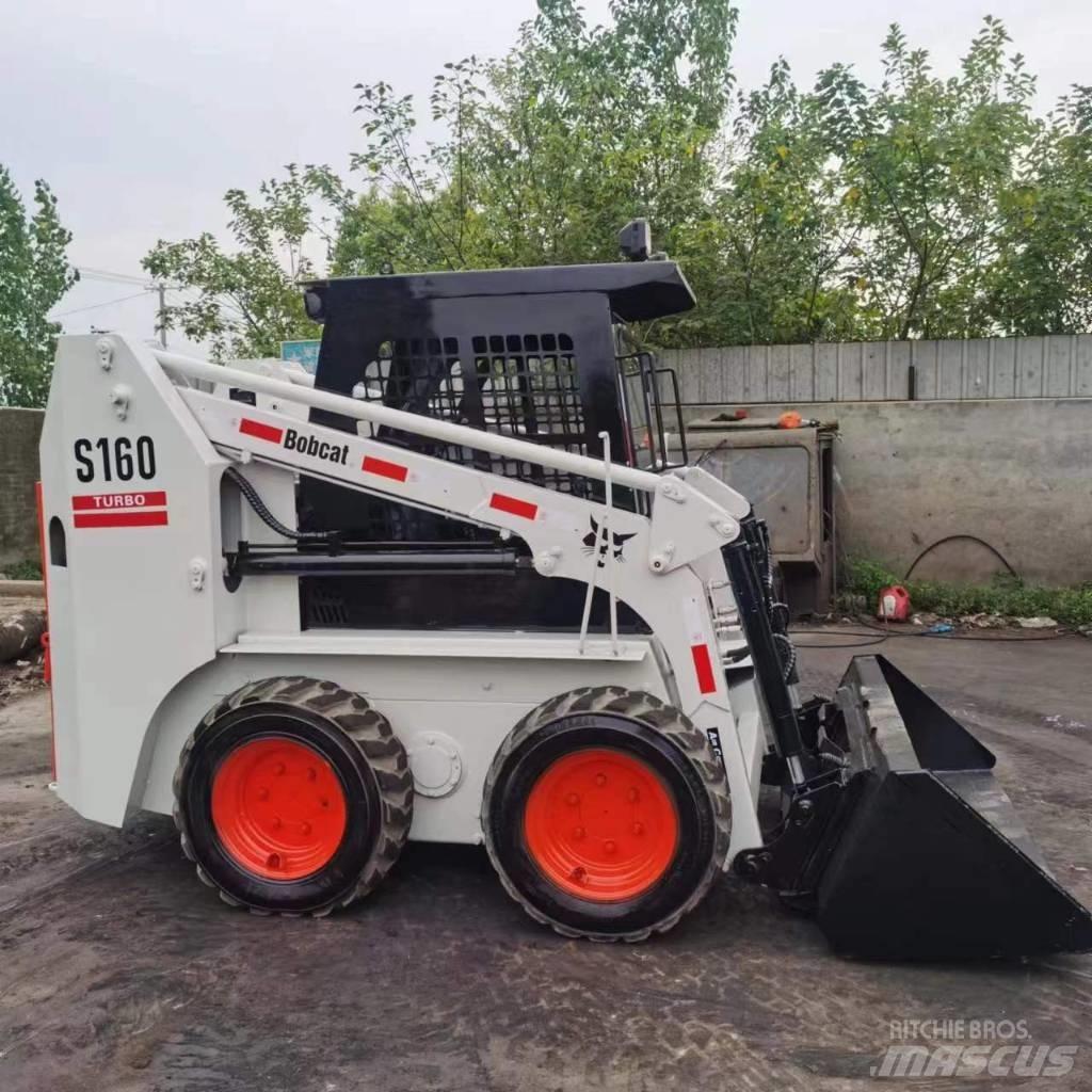 Bobcat S 160 滑移装载机