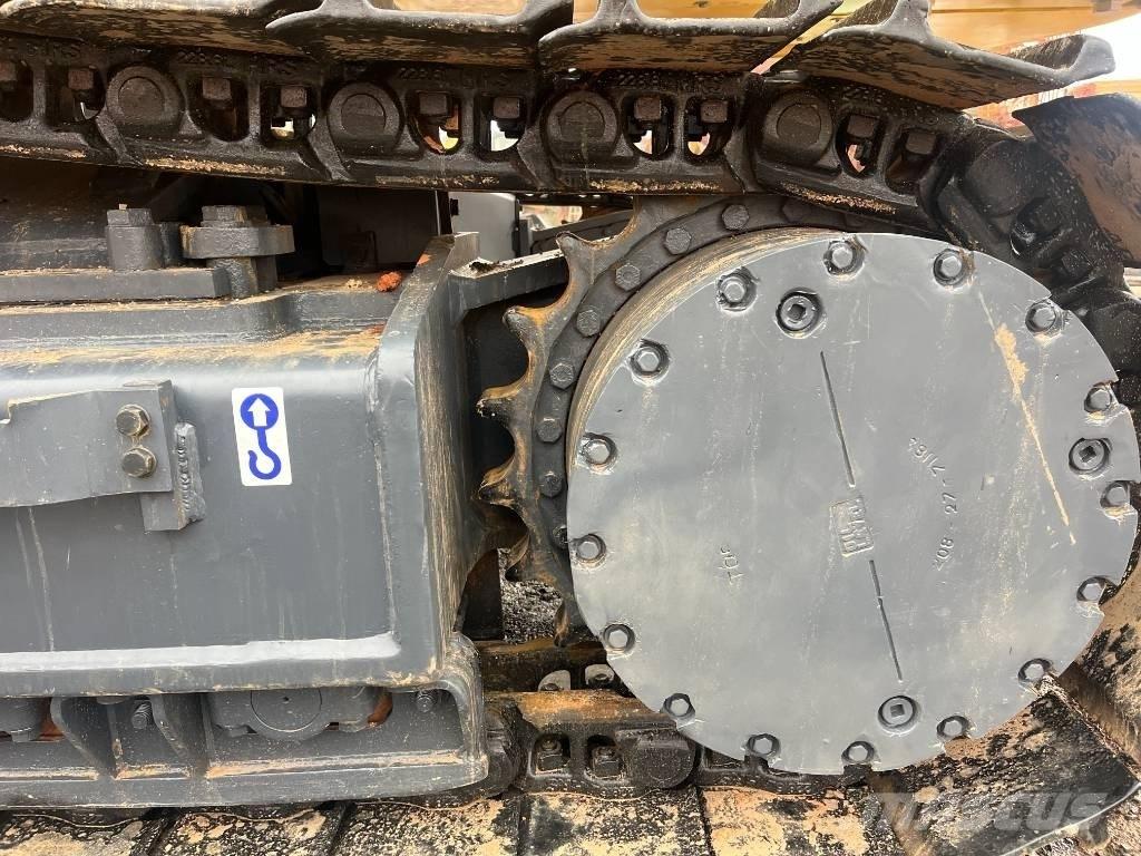 Komatsu PC 450 LC-8 履带挖掘机