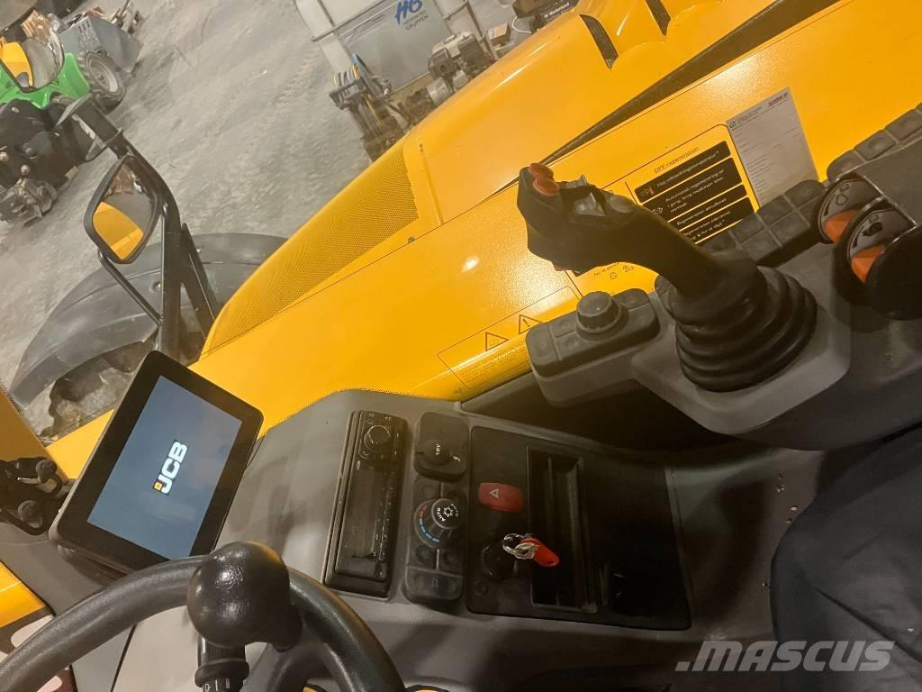 JCB 560-80 伸缩臂叉装车|叉装车