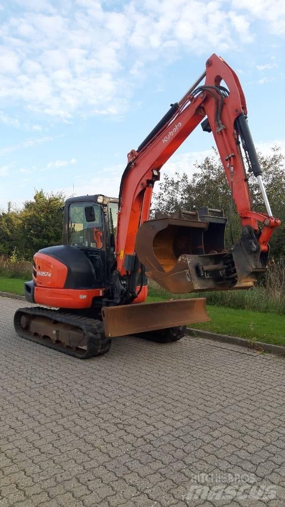 Kubota KX057-4 小型挖掘机