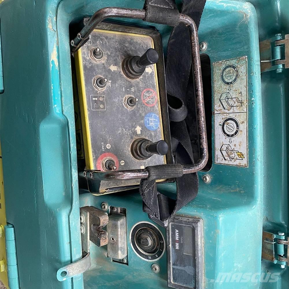 Ammann ARR1575 双轮压路机