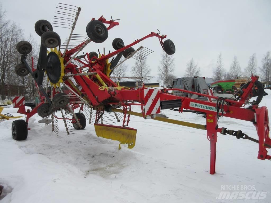 Pöttinger Top 972 C 料堆整形机