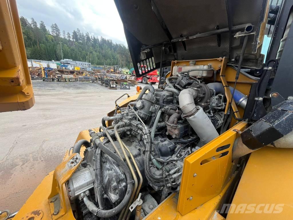 *Sold!* Hydrema 912 FS 铰接式自卸车