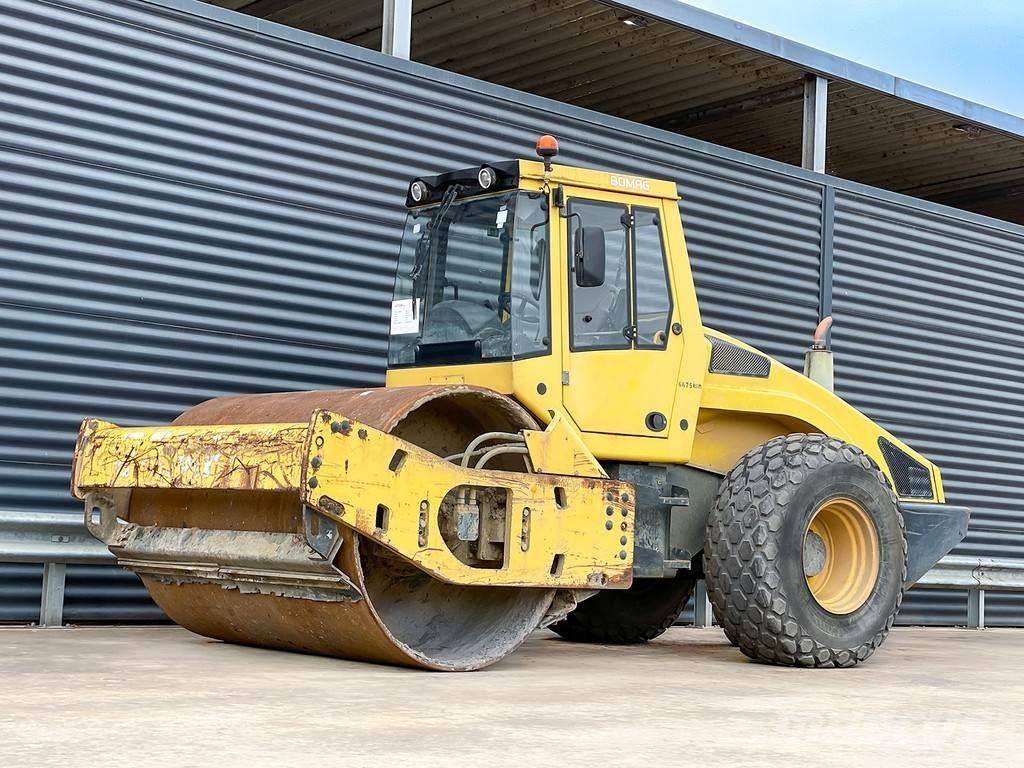 Bomag BW 213 DH-4 单轮压路机