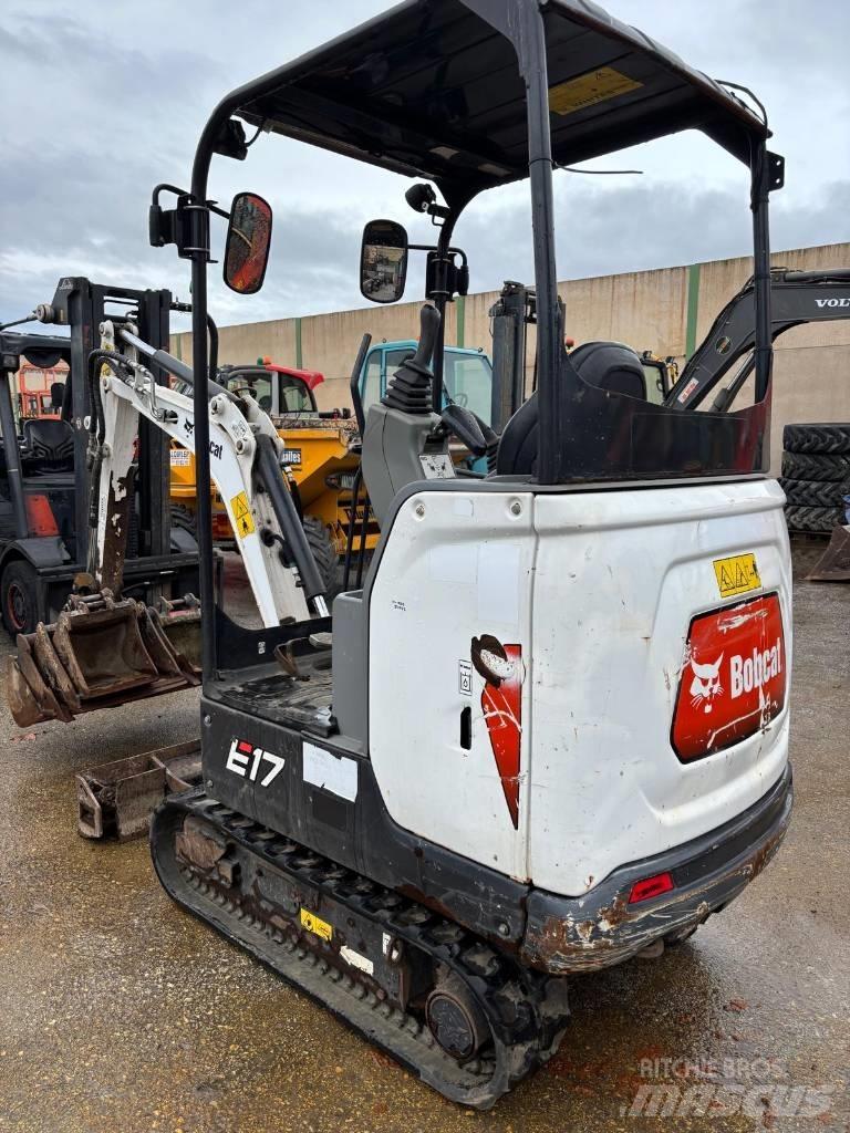 Bobcat E 17 小型挖掘机