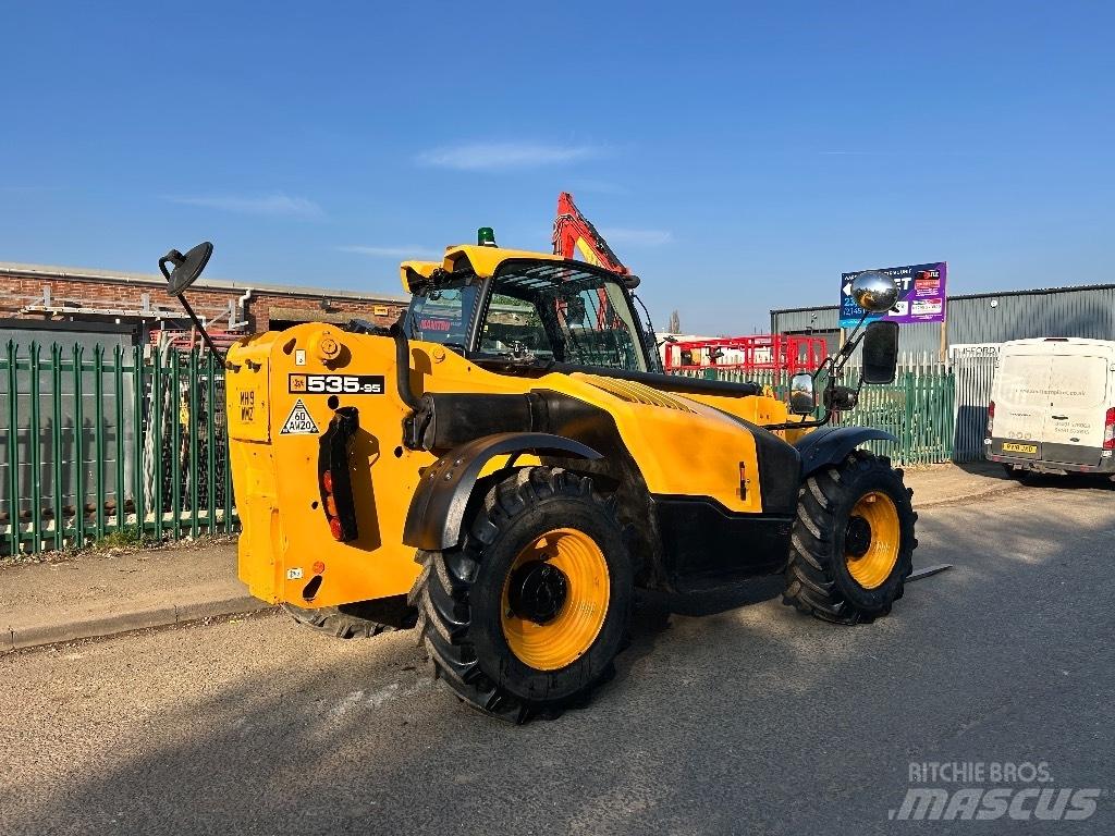 JCB 535-95 伸缩臂叉装车|叉装车