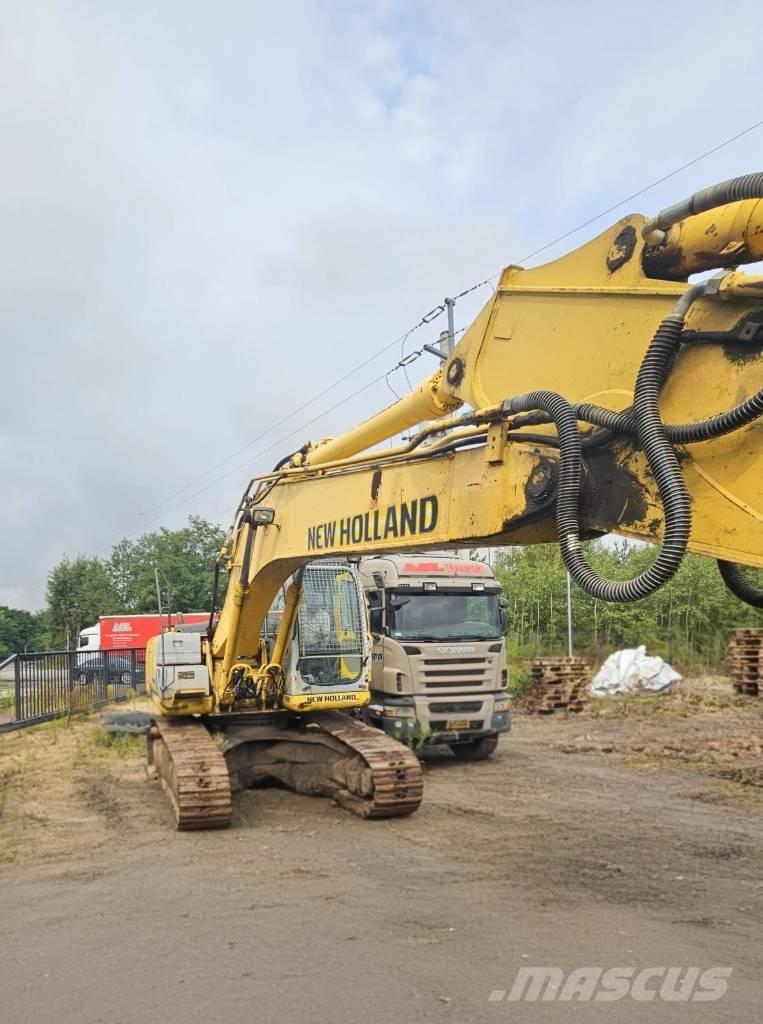 New Holland E 245 B 履带挖掘机