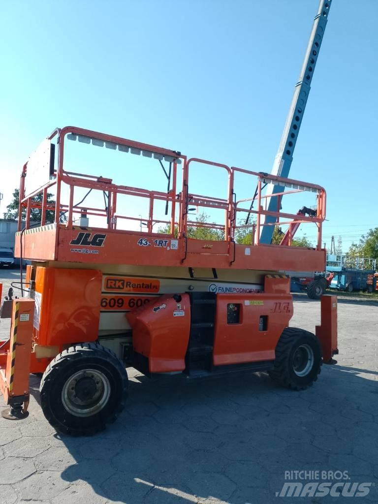 JLG 4394 RT 剪叉式升降机