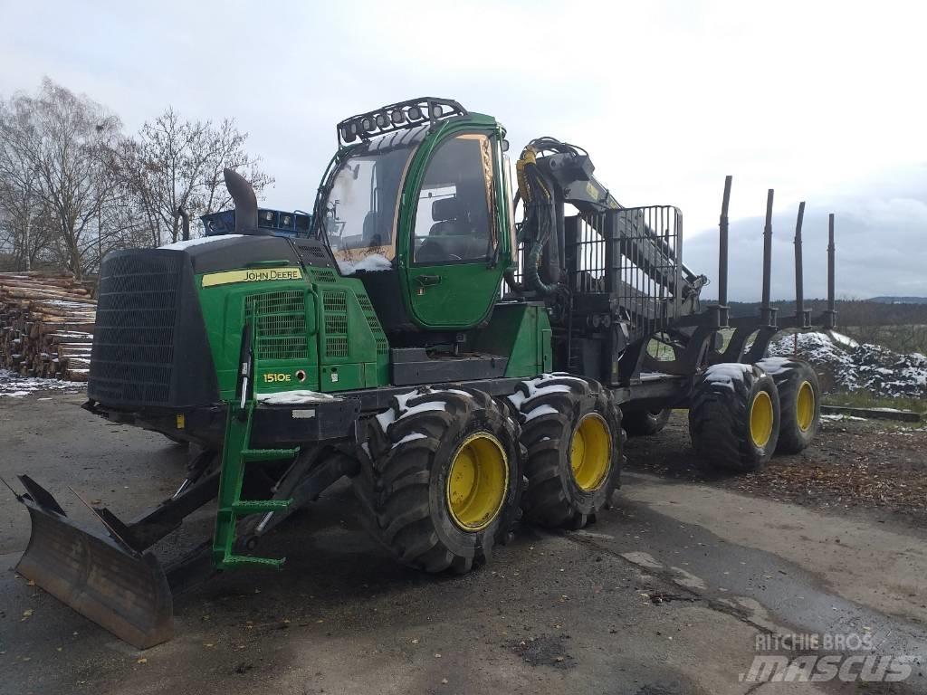 John Deere 1510 E 集运机