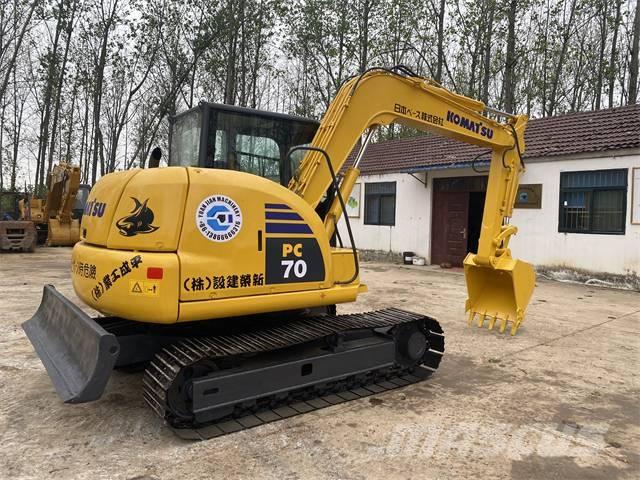 Komatsu pc70-8 履带挖掘机