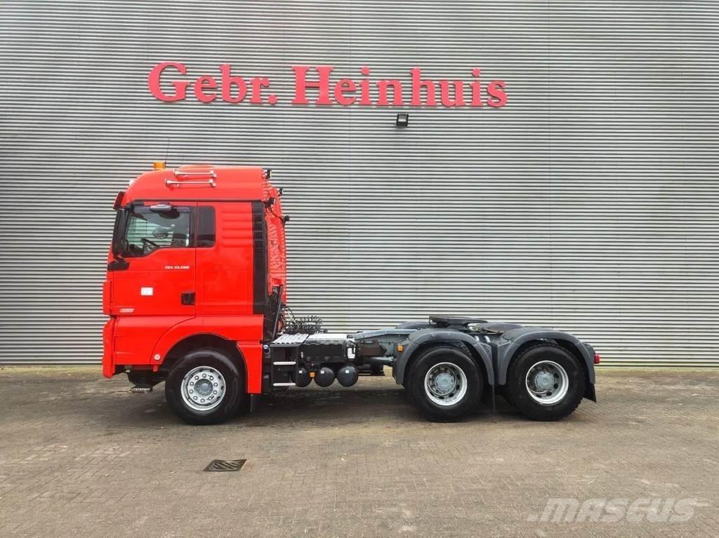 MAN TGX 33.580 6x4 牵引车