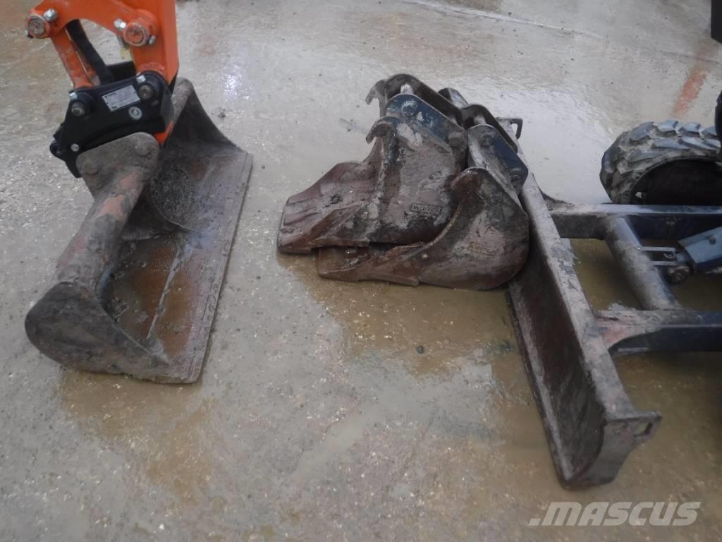 Hitachi ZX 33 U-6 小型挖掘机