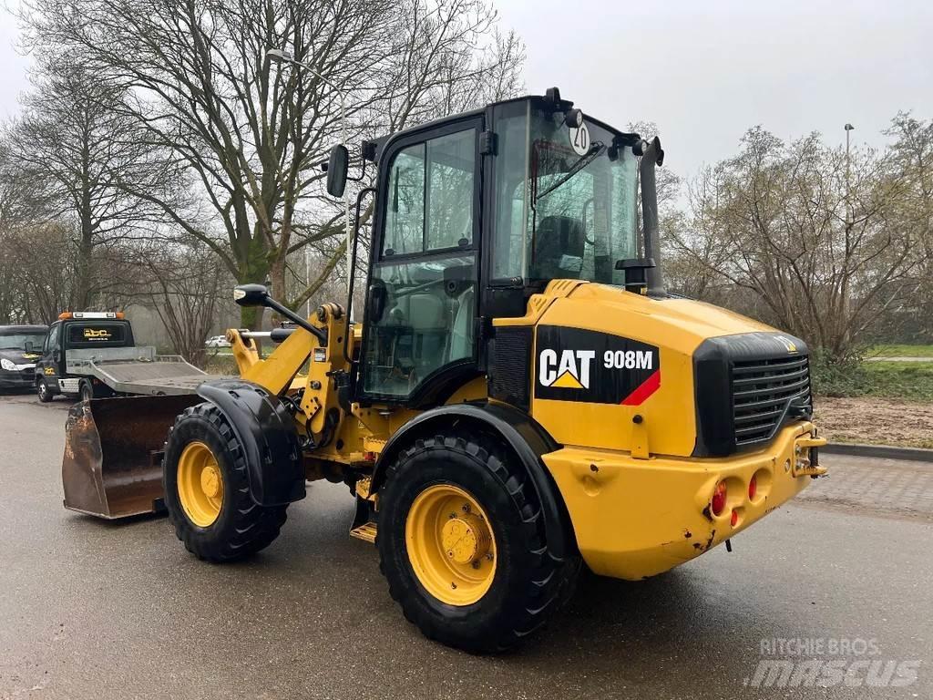CAT 908M 轮式装载机