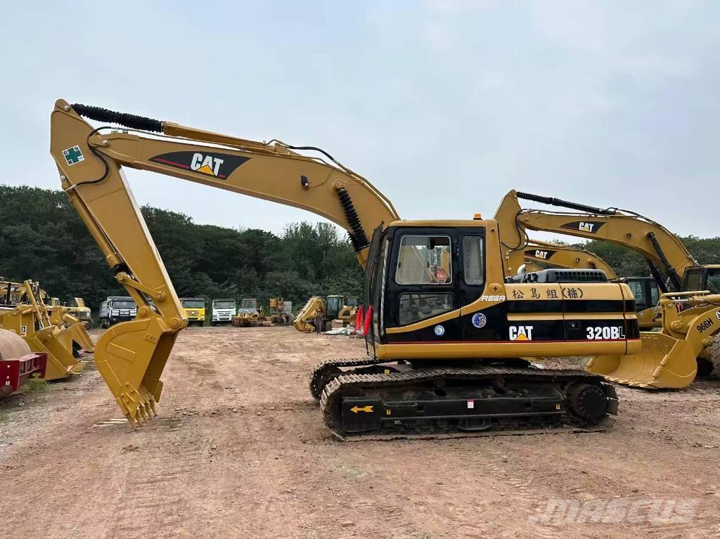 CAT 320BL 履带挖掘机