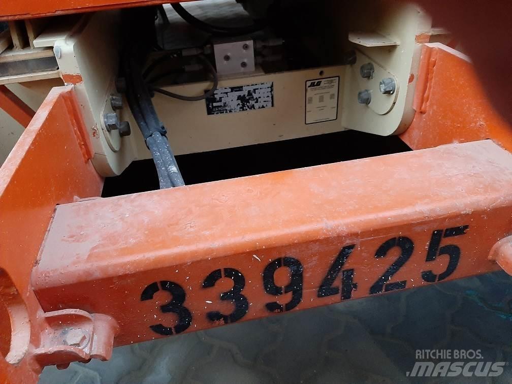 JLG 3394RT 剪叉式升降机