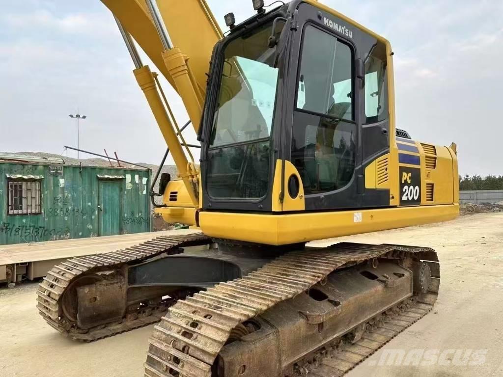 Komatsu PC 200 履带挖掘机