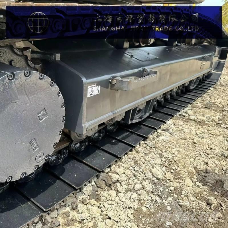 Volvo EC 240 履带挖掘机