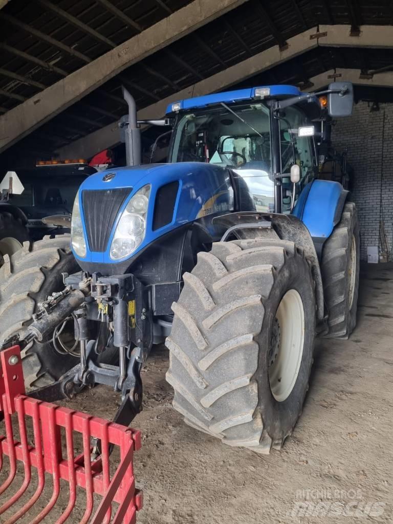 New Holland T 7060 拖拉机/农用车