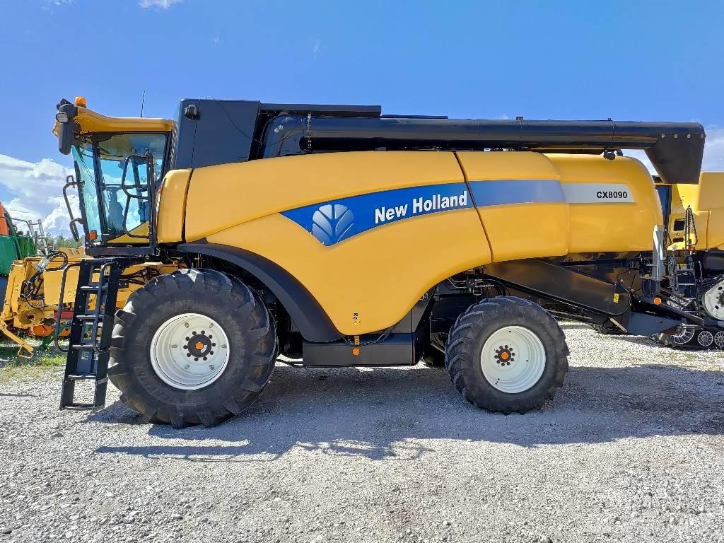 New Holland CX 8090 联合收割机