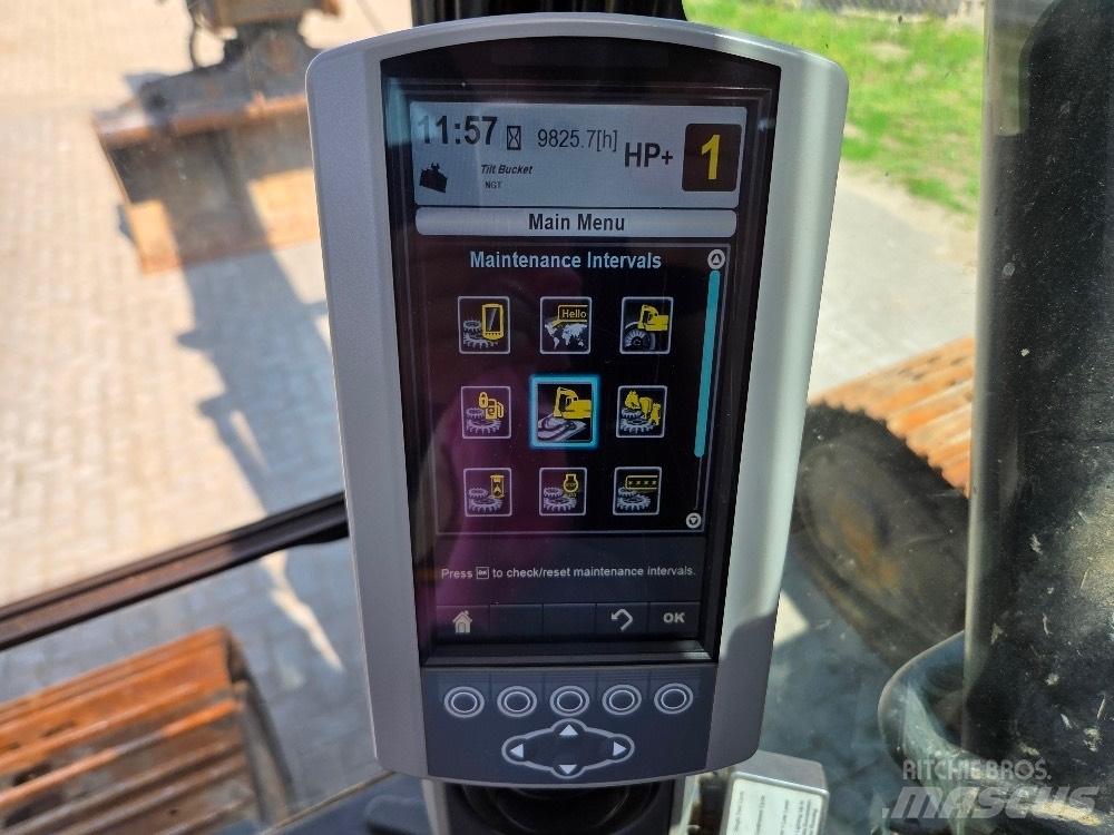 CAT 320EL 履带挖掘机