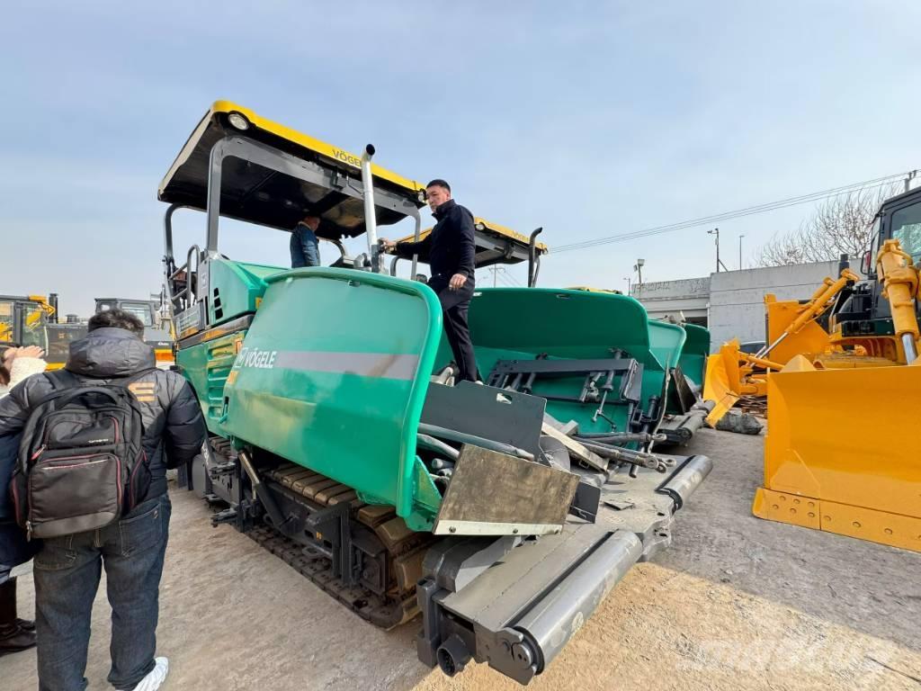 Vögele 1800-3 沥青摊铺机