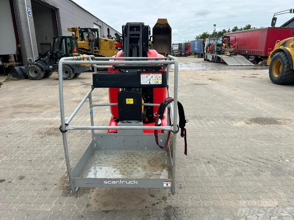 Manitou 100 VJR 曲臂高空工作平台