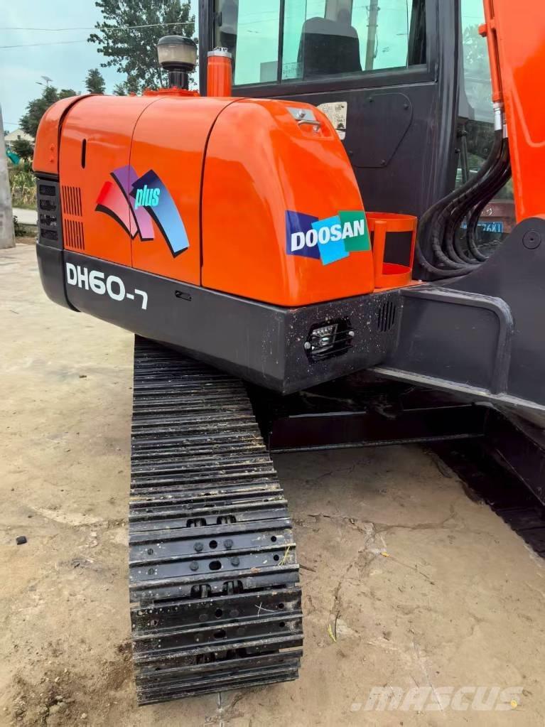 Doosan DH 60 小型挖掘机