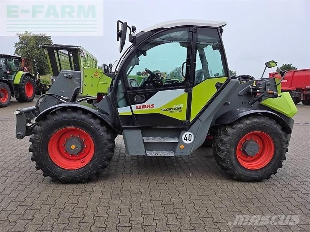 CLAAS scorpion 746 电动叉车