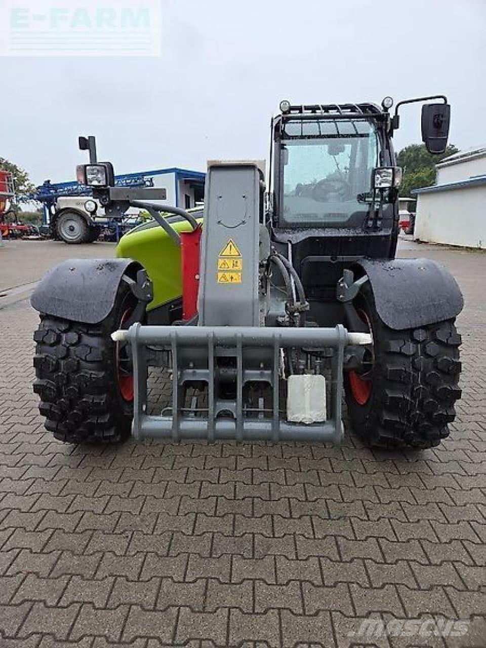 CLAAS scorpion 746 电动叉车