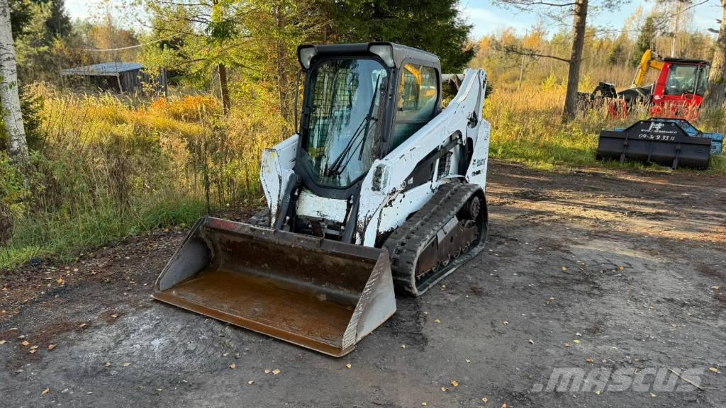 Bobcat T 590 滑移装载机