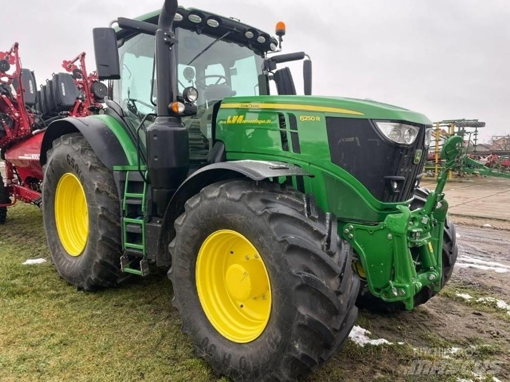 John Deere 6250 R 拖拉机/农用车
