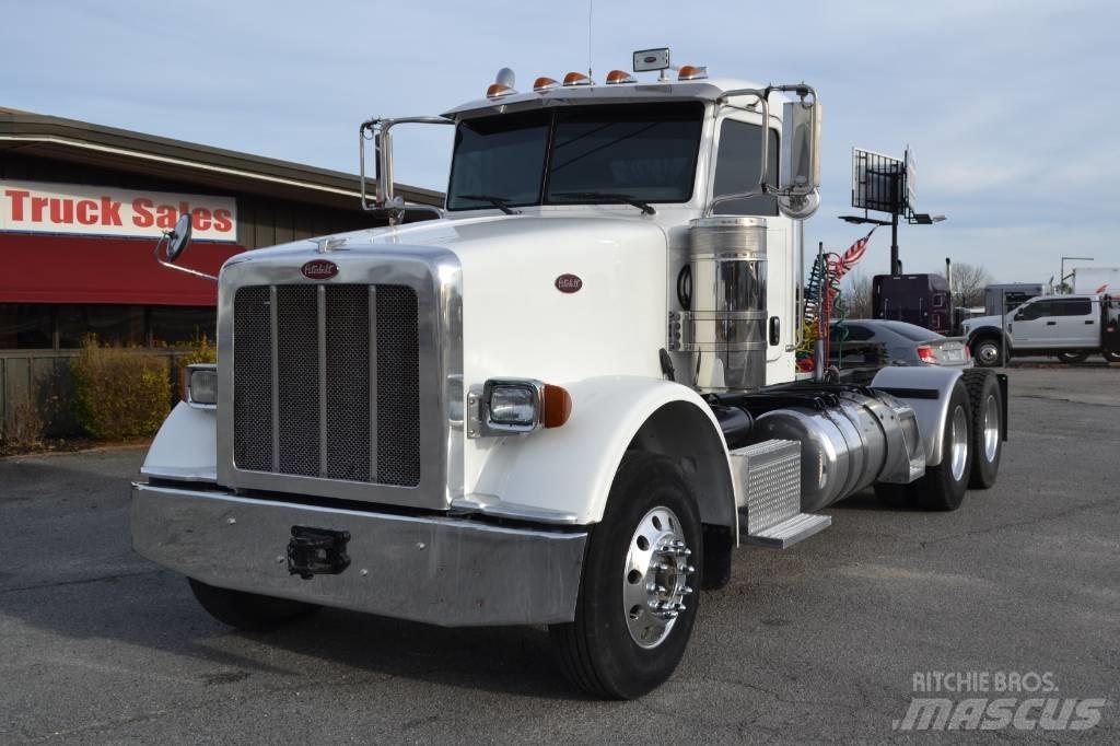 Peterbilt 367 牵引车